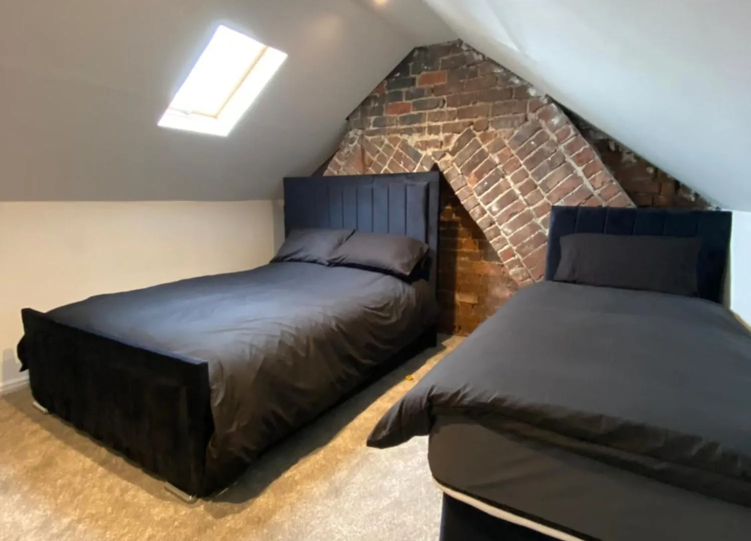 Holiday home Cardiff Central Home Sleeps 11 United Kingdom